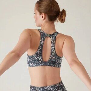 Athleta Ultimate Ease Bra D-DD